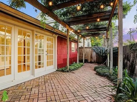 1652 Vassar Street Houston TX 77006