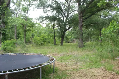 19 County Road 641 Kenefick TX 77535