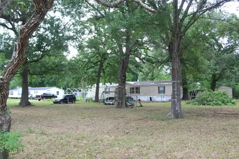 19 County Road 641 Kenefick TX 77535