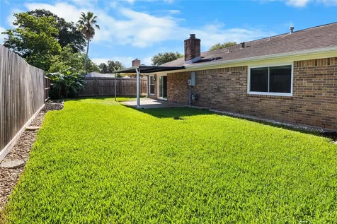 15803 Echo Hill Drive Houston TX 77059