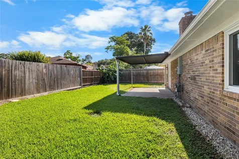 15803 Echo Hill Drive Houston TX 77059