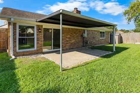 15803 Echo Hill Drive Houston TX 77059