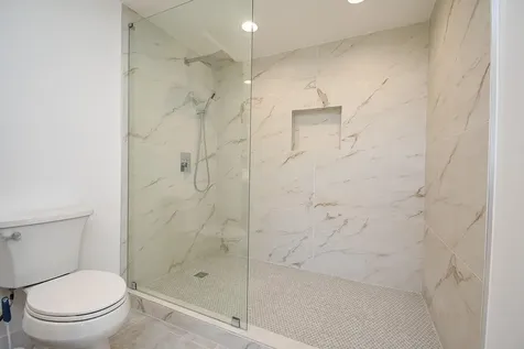 49 Briar Hollow Lane 406 Houston TX 77027