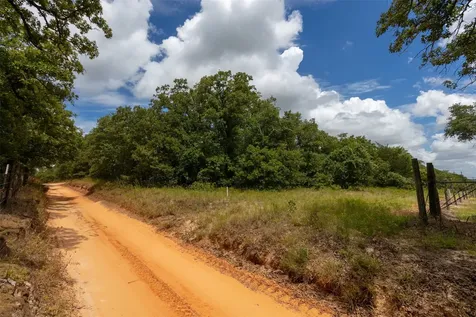 145 Private Road 6070 Cameron TX 76520