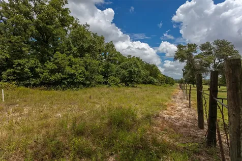 145 Private Road 6070 Cameron TX 76520