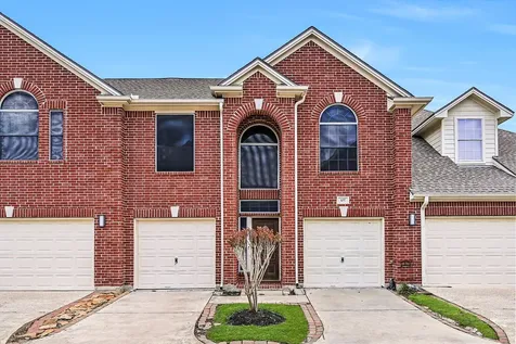 1408 S Friendswood Drive 105 Friendswood TX 77546