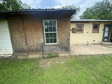 409 W 4th Street Coleman TX 76834