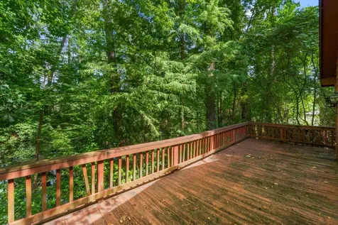 426 Nursery Road The Woodlands TX 77380