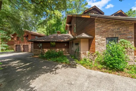 426 Nursery Road The Woodlands TX 77380