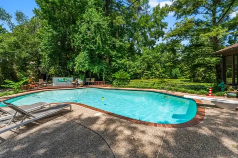 426 Nursery Road The Woodlands TX 77380