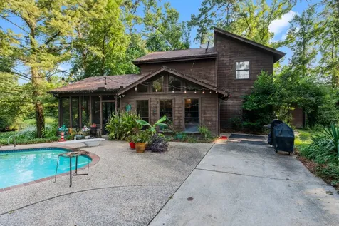 426 Nursery Road The Woodlands TX 77380
