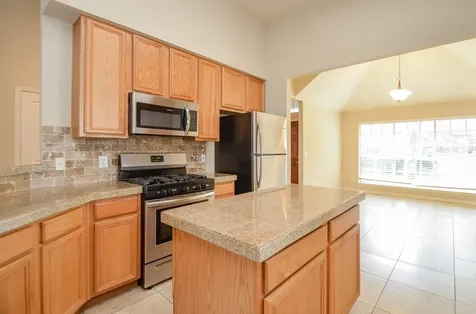 102 N Hollylaurel Circle The Woodlands TX 77382