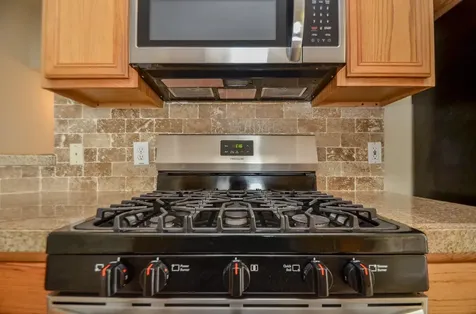102 N Hollylaurel Circle The Woodlands TX 77382