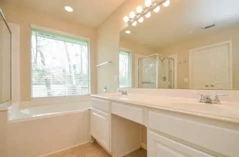 102 N Hollylaurel Circle The Woodlands TX 77382