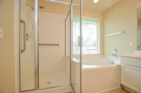 102 N Hollylaurel Circle The Woodlands TX 77382
