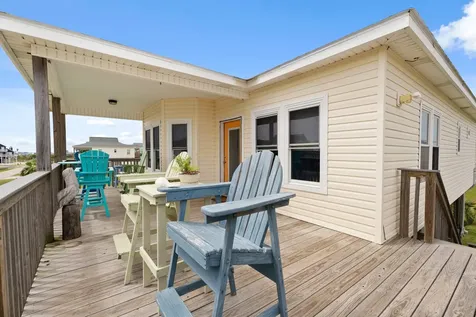 23154 Fresca Street Galveston TX 77554