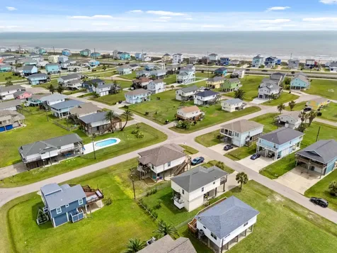 23154 Fresca Street Galveston TX 77554