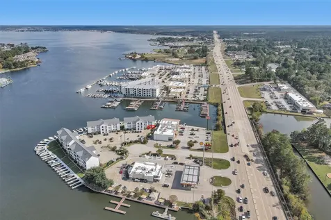 168 Lake Point Boulevard 104 Montgomery TX 77356