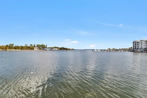 168 Lake Point Boulevard 104 Montgomery TX 77356