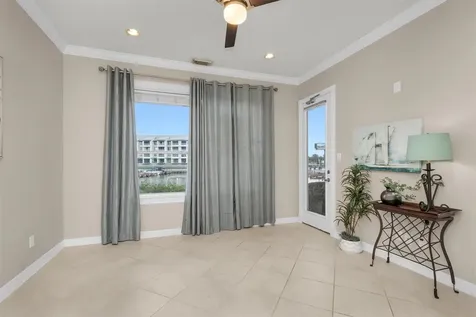 168 Lake Point Boulevard 104 Montgomery TX 77356
