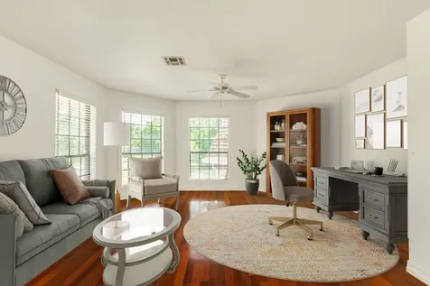 113 Rosewood Street Lake Jackson TX 77566