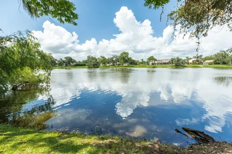 113 Rosewood Street Lake Jackson TX 77566