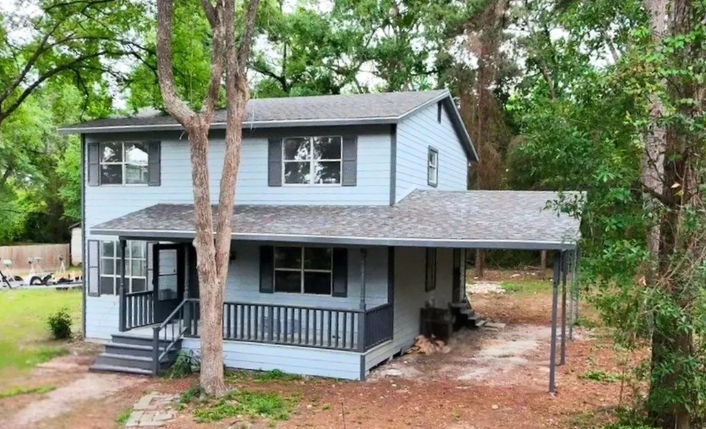 117 Amanda Street Conroe TX 77304