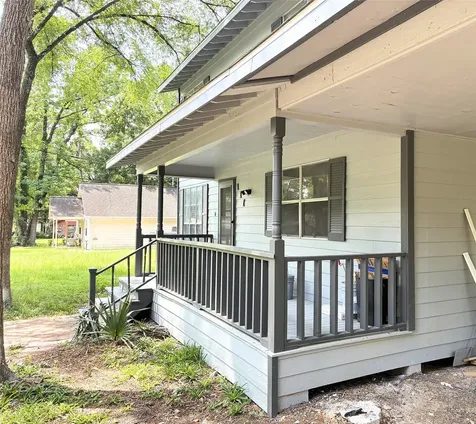 117 Amanda Street Conroe TX 77304