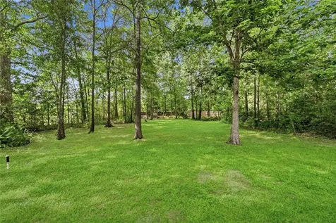 1249 County Road 2309 Cleveland TX 77327