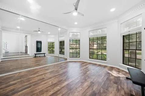 12106 Cypresswood Drive Houston TX 77070