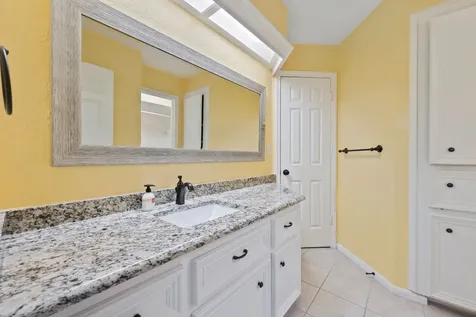 12106 Cypresswood Drive Houston TX 77070