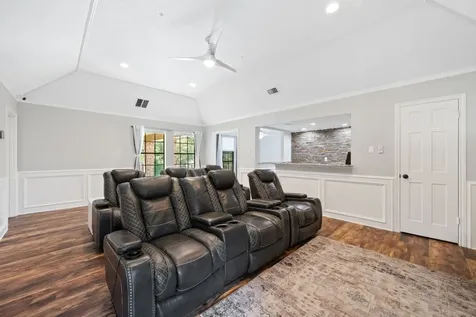 12106 Cypresswood Drive Houston TX 77070