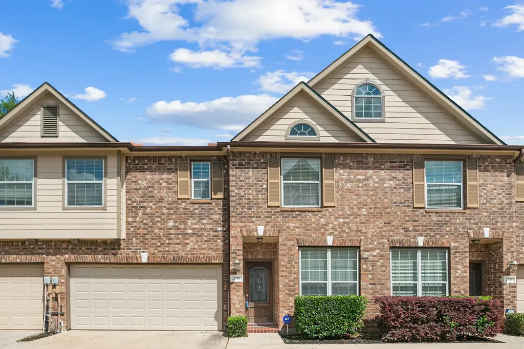 2945 Sandcastle Lane Houston TX 77057