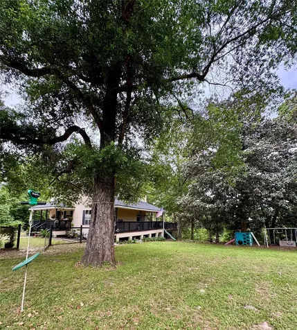 954 Hillbilly Heaven Road Livingston TX 77351