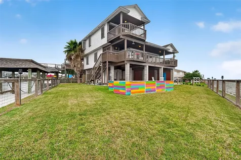 925 Bonita Street Bayou Vista TX 77563