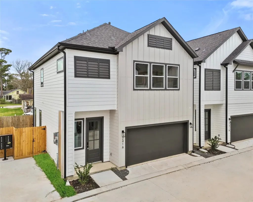 243 Rebecca Street F Houston TX 77022