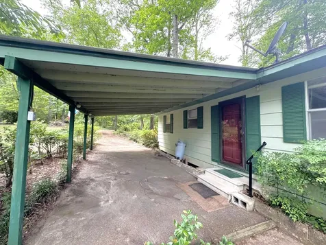 815 County Road 3170 Colmesneil TX 75938