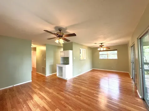 815 County Road 3170 Colmesneil TX 75938