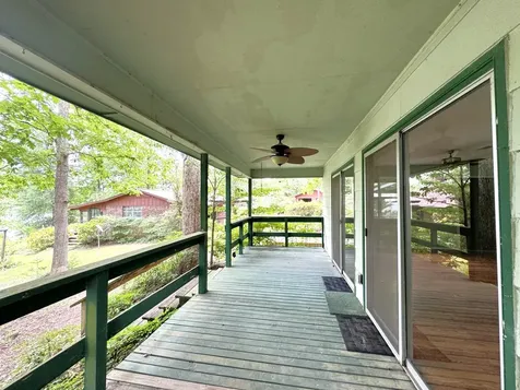 815 County Road 3170 Colmesneil TX 75938