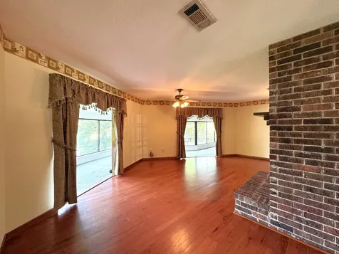 815 County Road 3170 Colmesneil TX 75938