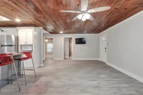 618 Harvard Street 1/2 Houston TX 77007