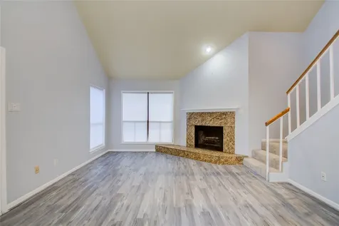 3100 Walnut Bend Lane 124 Houston TX 77042