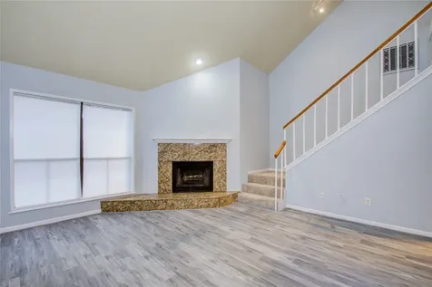 3100 Walnut Bend Lane 124 Houston TX 77042