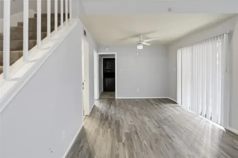 3100 Walnut Bend Lane 124 Houston TX 77042
