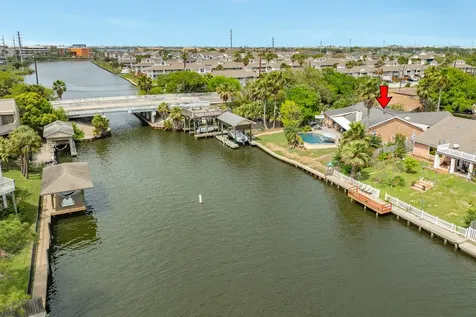 2413 Gerol Drive Galveston TX 77551