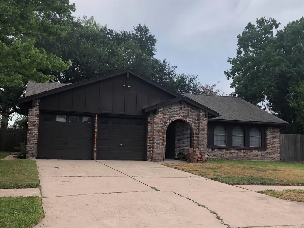 16342 Autumn Wind Drive Houston TX 77090