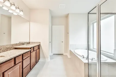 4130 Grand Sunnyview Lane Houston TX 77084