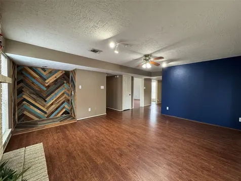 313 Thistlewood Court League City TX 77573