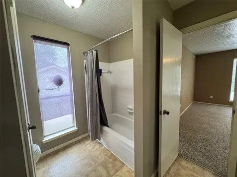 313 Thistlewood Court League City TX 77573