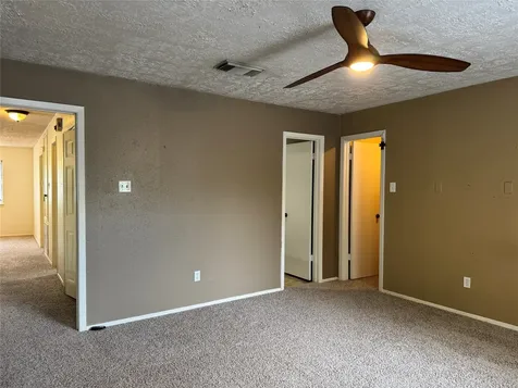 313 Thistlewood Court League City TX 77573